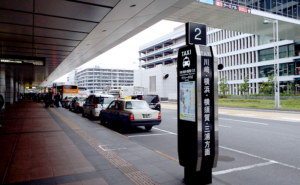 Ιαπωνία: Eντείνονται οι έλεγχοι για τα παράνομα ταξί καθώς η τουριστική έκρηξη αυξάνει τη ζήτηση