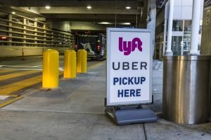 Καλιφόρνια: Το Ανώτατο Δικαστήριο αποφάσισε ότι οι Uber και Lyft δεν μπορούν να παρακάμψουν τους κανόνες ασφαλείας για τους οδηγούς τους