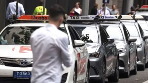 Αυστραλία: Αποζημίωση 10.000 δολαρίων θα καταβάλει η Uber σε οδηγό της, καθώς δεν απέδειξε την καταγγελία επιβάτη