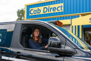 Σκωτία: Το πρώτο αμιγώς ηλεκτρικό ταξί Ford MAXiCab κυκλοφορεί στους δρόμους της Γλασκώβης