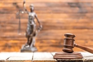 Ισπανία: Ενώσεις ταξί ανακοινώνουν νομικές ενέργειες κατά εταιρείας που διαχειρίζεται 200 ενοικιαζόμενα