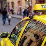 Tσεχία: Απαίτηση, από το 2028, η γνώση της τσεχικής γλώσσας για τους αλλοδαπούς οδηγούς ταξί και ενοικιιαζόμενων