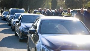 Kύπρος: 4 στους 10 οδηγούς ταξί που αδειοδοτήθηκαν το 2025 είναι αλλοδαποί