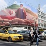 Ιράν: Φόβος, καταστροφή και αγώνας για επιβίωση εν μέσω πολέμου η καθημερινότητα των οδηγών ταξί της Τεχεράνης