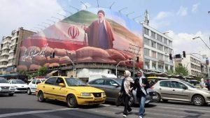 Ιράν: Φόβος, καταστροφή και αγώνας για επιβίωση εν μέσω πολέμου η καθημερινότητα των οδηγών ταξί της Τεχεράνης