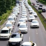 Φρανκφούρτη: Μεγάλη κινητοποίηση των ταξί κατά της πολιτικής απραξίας στις επιβατικές μεταφορές και υπέρ της άμεσης θέσπισης ελάχιστων τιμών στα ενοικιαζόμενα