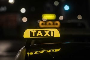 Γερμανία: Η Freenow απαιτεί ελάχιστες τιμές για τις διαδρομές με ενοικιαζόμενα αυτοκίνητα