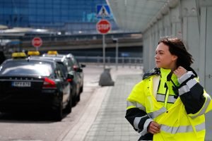 Φινλανδία: Πράσινες με μαύρους χαρακτήρες οι πινακίδες ταξί από την 1η Ιανουαρίου 2027