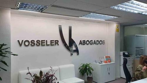 Vosseler-Abogados-inicia-el-proceso-contra-las-administracciones-por-la-desidia-en-los-VTC